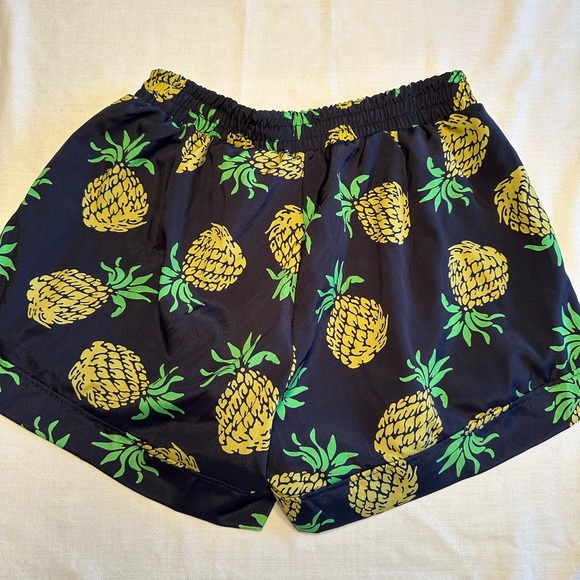 Blue Rain. Navy silky shorts with a lovely pineapple pattern. Elastic waist. - Picture 4 of 4